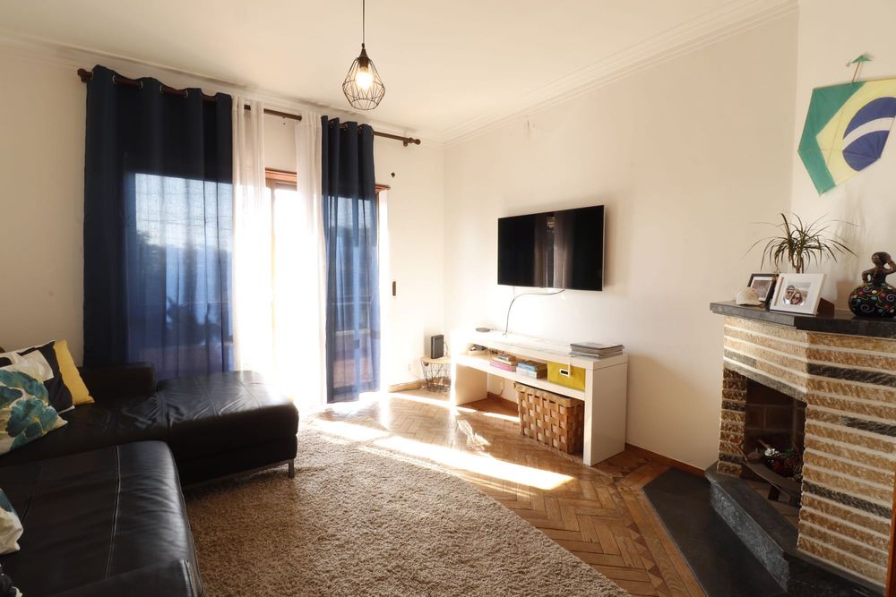 Moradia independente à venda no Pai do Vento, Alcabideche