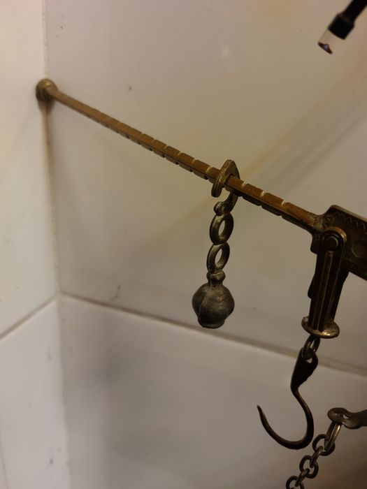 Antiga balança Romana em latão, rara