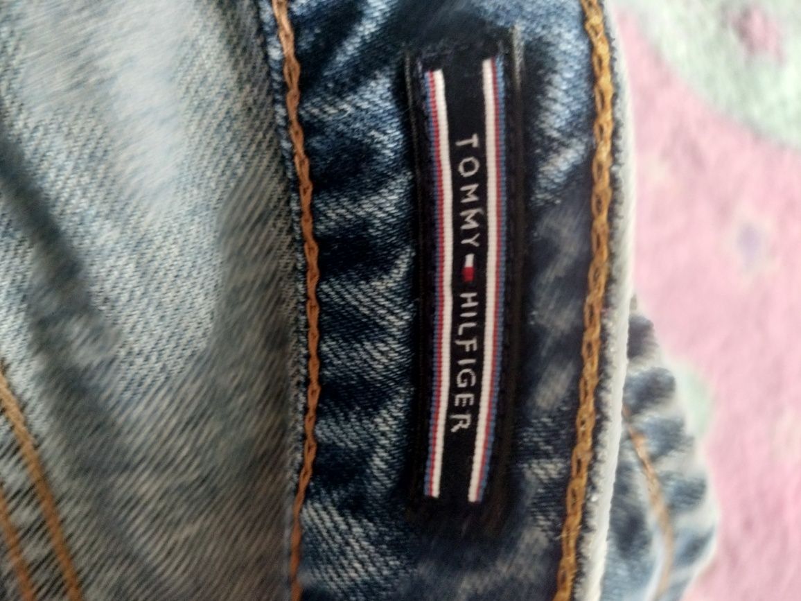 Spodenki damskie jeansowe Tommy Hilfiger