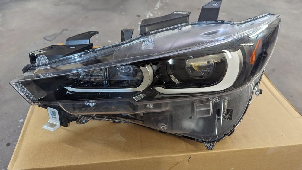 Reflektor lampa  cx5 2022- lift USA