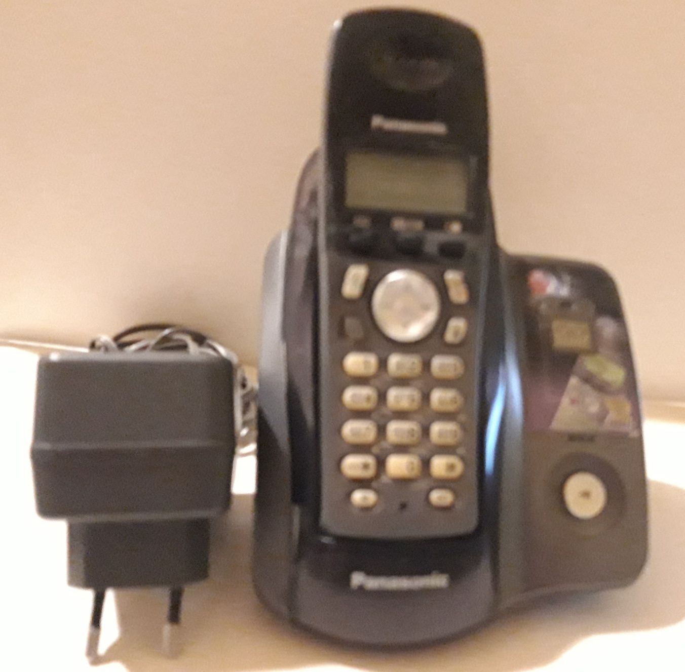 Телефон радиотелефон  Panasonic.