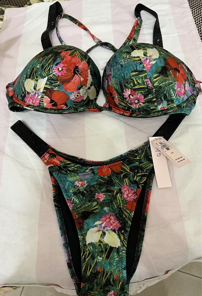 Купальник Victoria Secret пуш ап, 36D