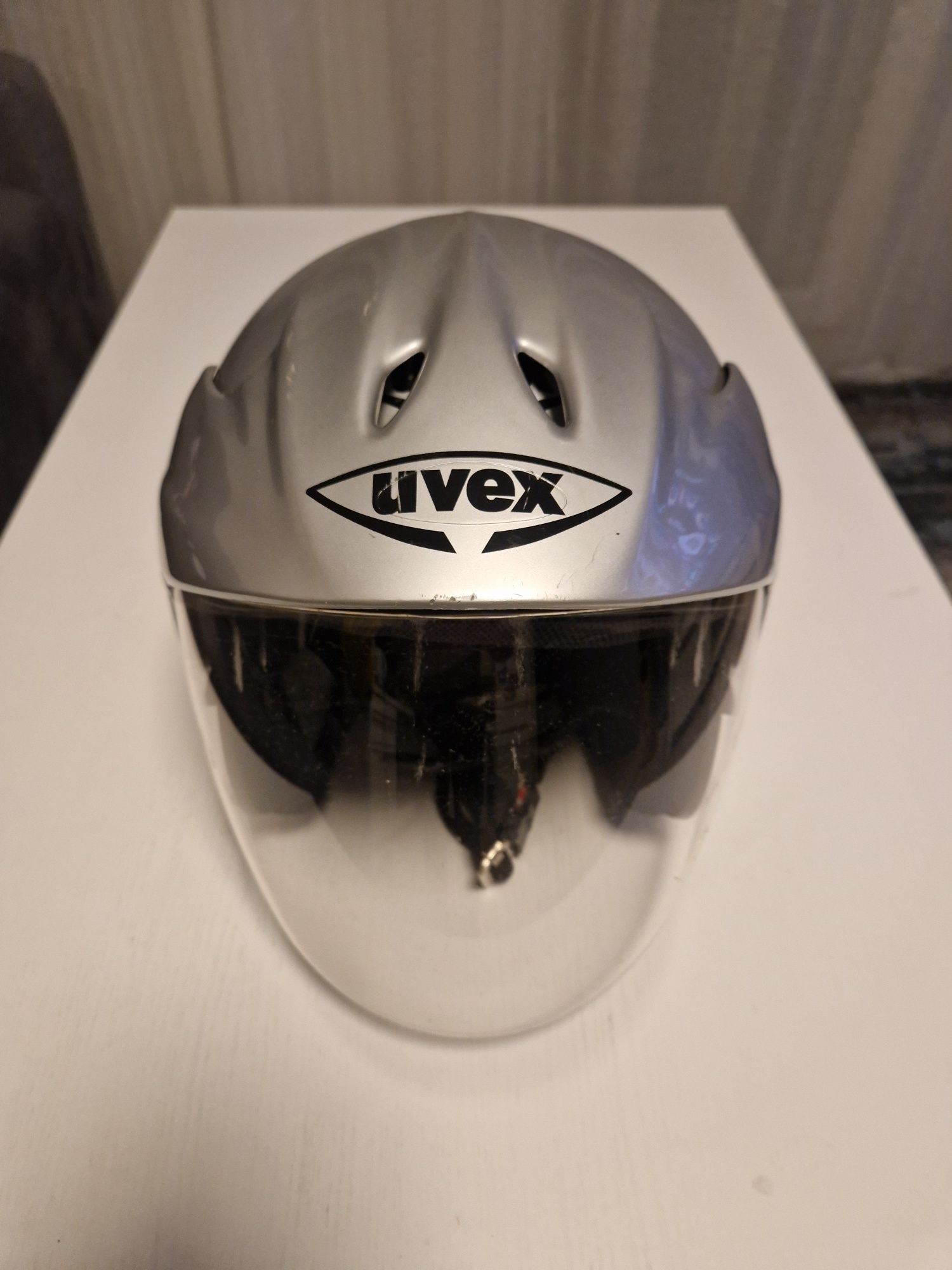 Kask Uvex Jet 120