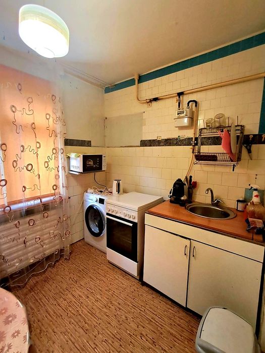 1 кім.кв р-н Ж/Д, школа Берегиня