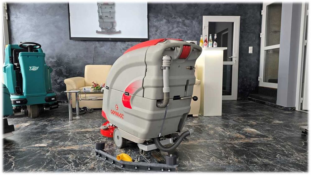 Szorowarka Comac Simpla55Bt z nowymi bateriami