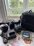 Canon 2000D + 2 об’єктиви + аксесуари