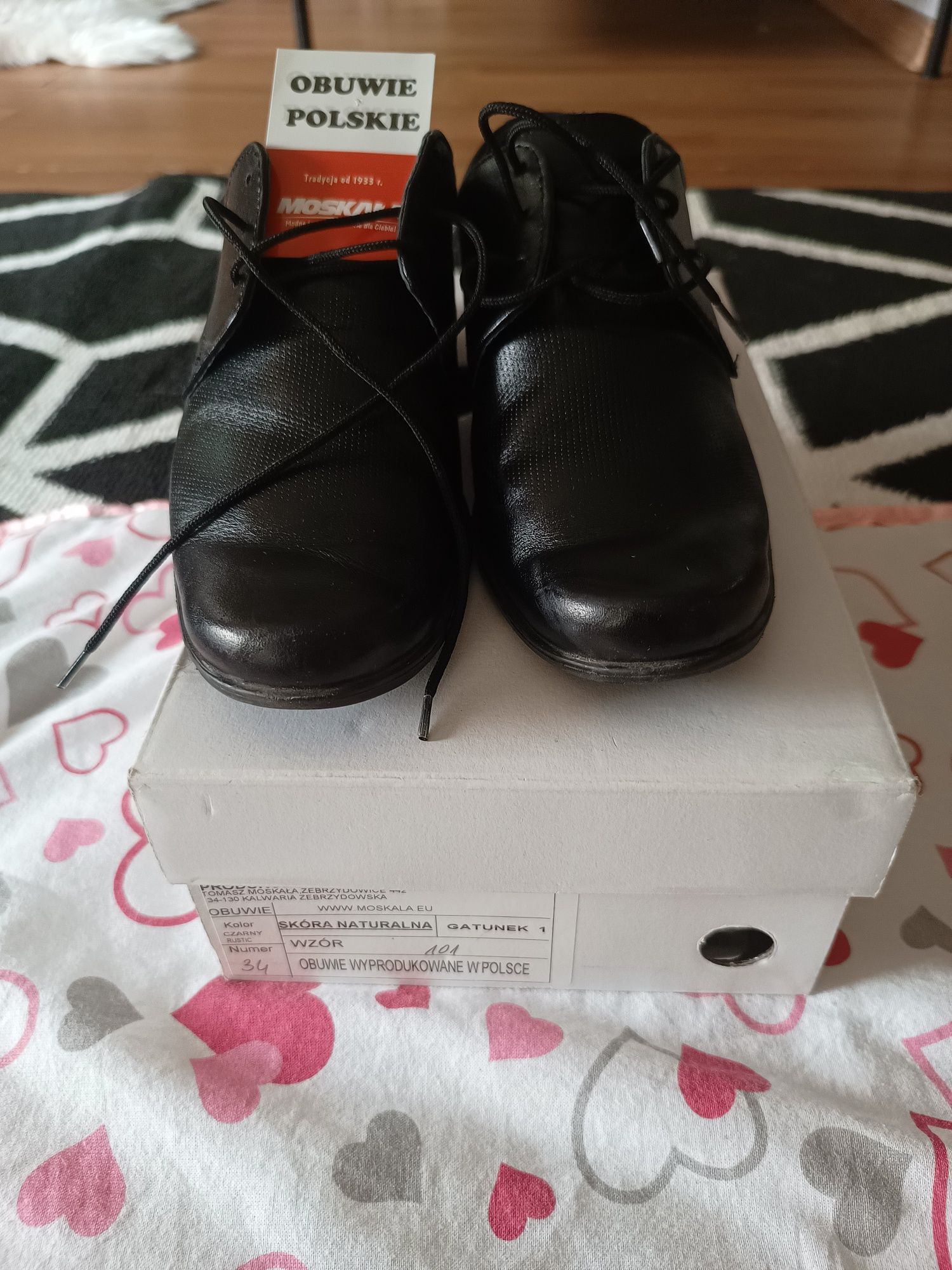 Buty eleganckie roz 34
