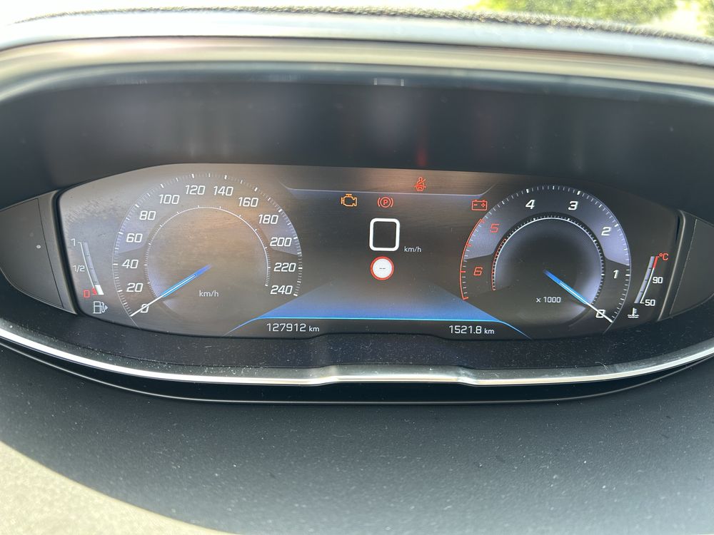 Peugeot 3008 a diesel - ano 2020