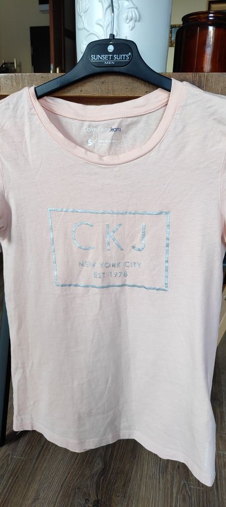 T-shirt damski Calvin Klein S