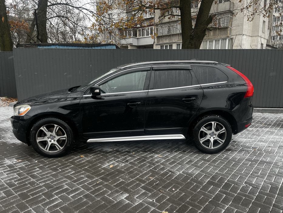 Volvo xc60 3.0t6 2011
