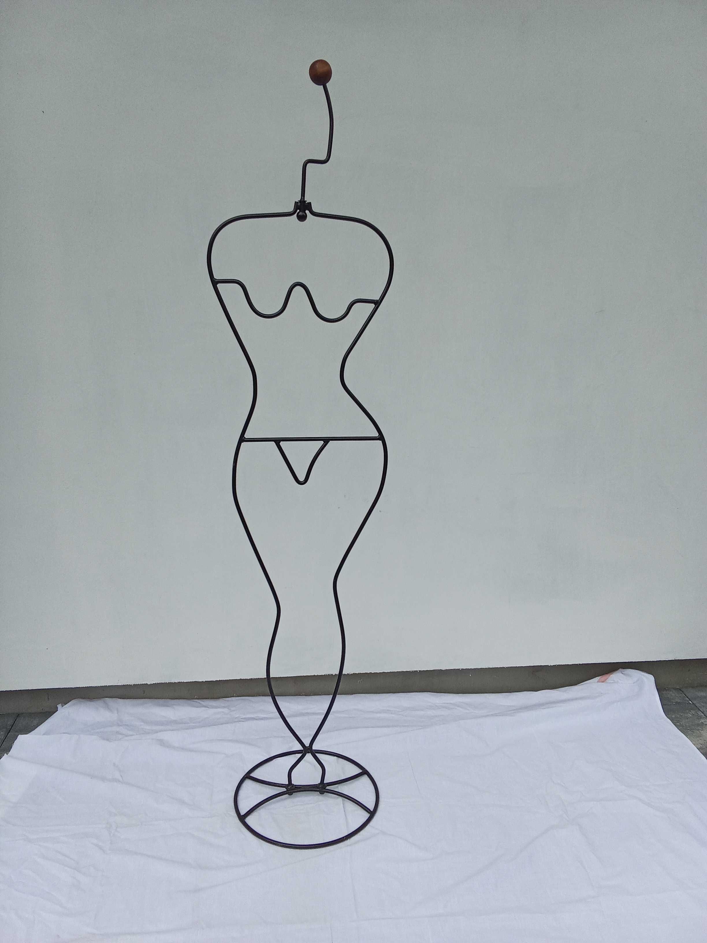 Stary wieszak lokaj na ubrania  projektu Ehlen Johansson. 185cm.