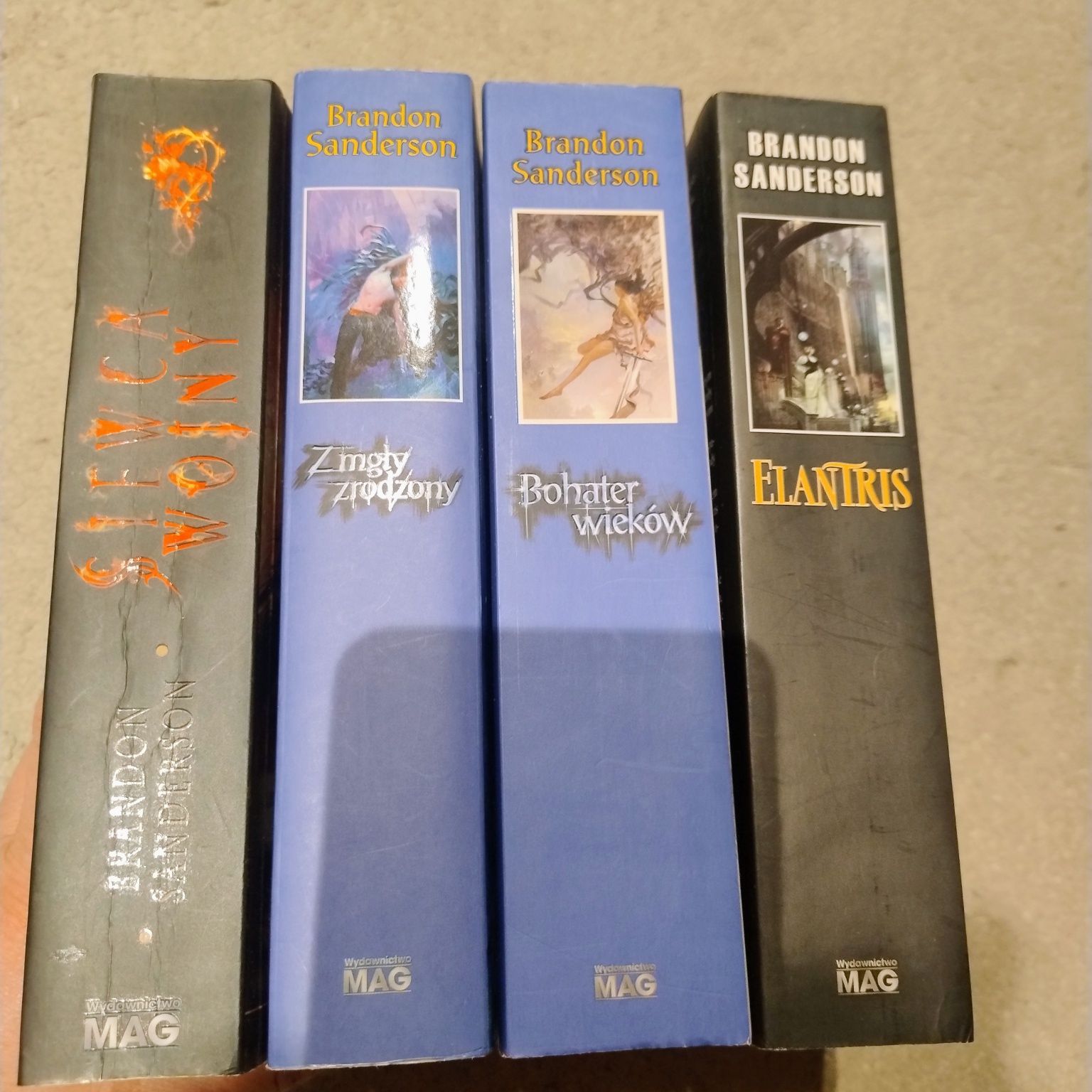 Siewca wojny Elantris Bohater wieków z mgły zrodzony Brandon Sanderson