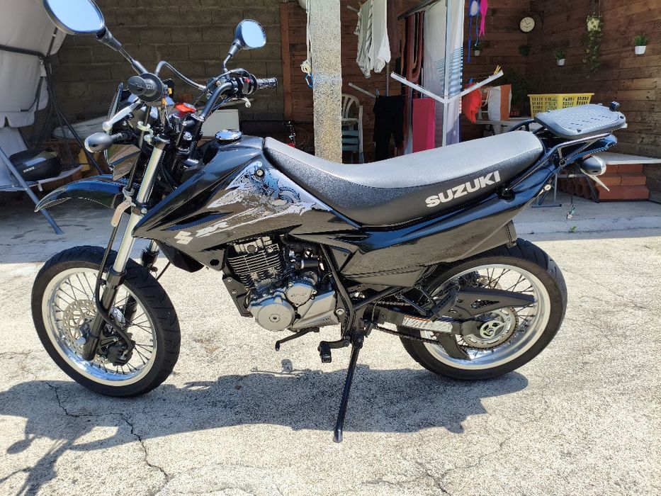 Suzuki dr 125 sm