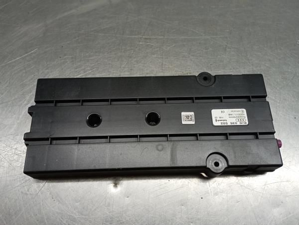 Amplificador de antena AUDI A3 Limousine (8VS, 8VM)