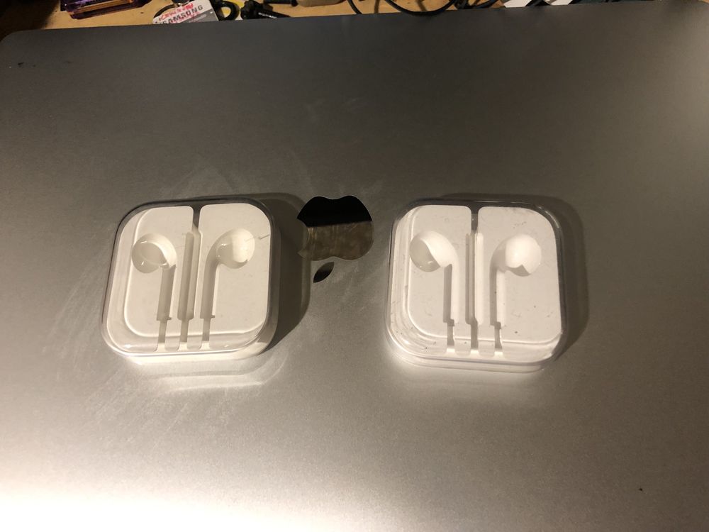 Кейс earpods lighting airpods original