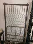 Cama antiga de ferro pór 25 €