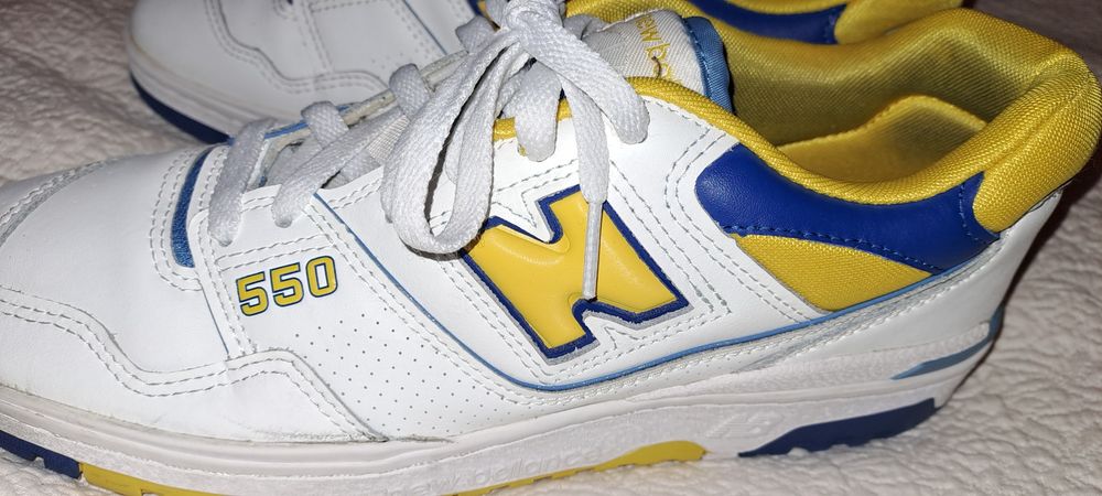 Кросовки від Lacoste і New balance