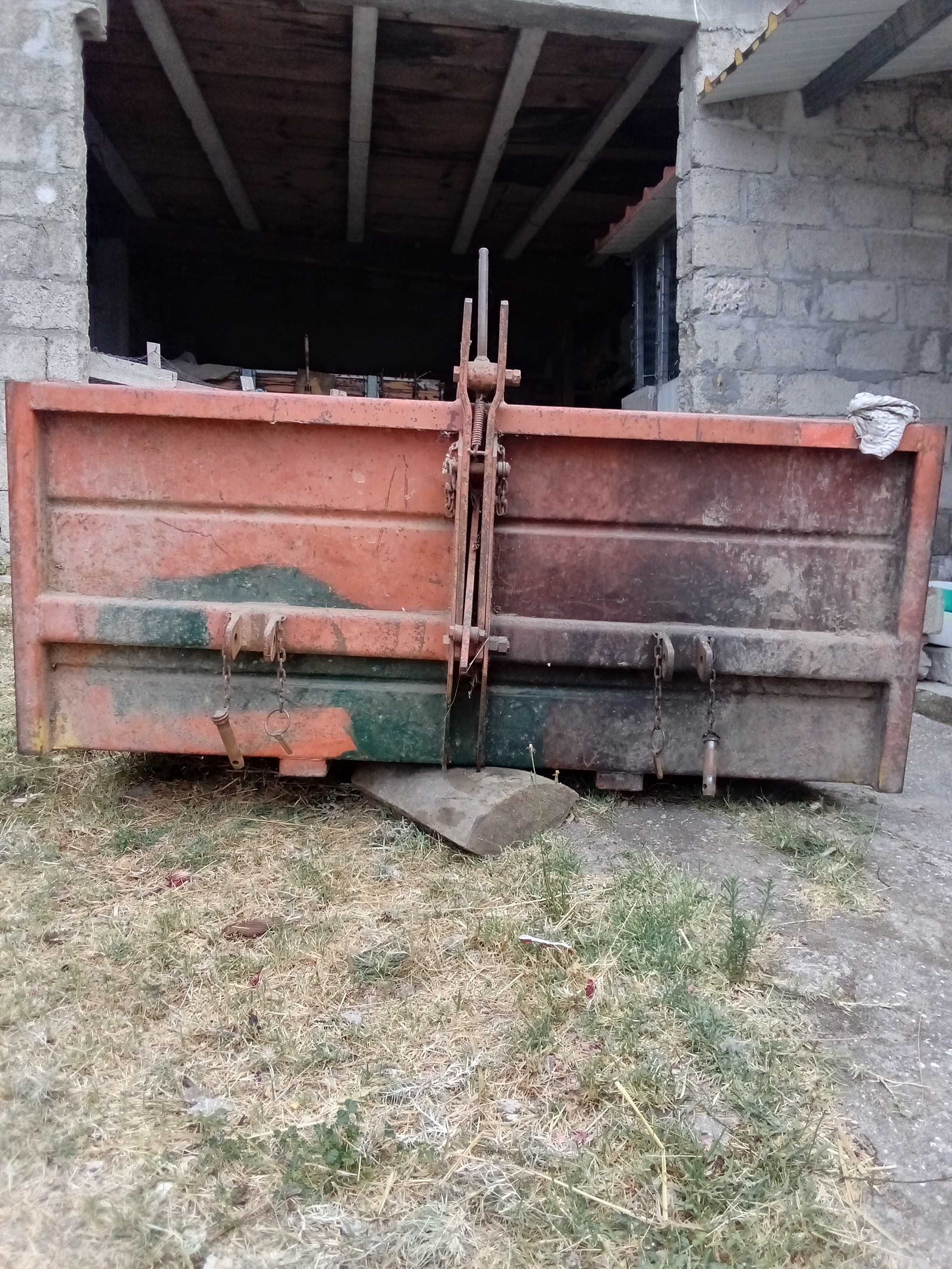 MASSEY FERGUSON 240 com alfaias