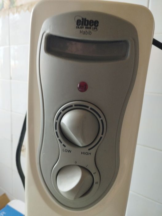 Продається праска TEFALmod.FV1220 б/у Дуже хорошої якості, ціна 1000гр