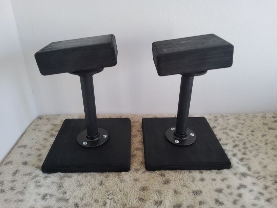 Stojaki akrobatyczne, fitnes, kalistenika