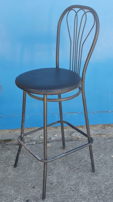 Стулья барные высокие