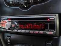 RadioCDText iPod AUX ALPINE CDM9823 4x50W MP3 Bass Subw Bluetooth 4RCA