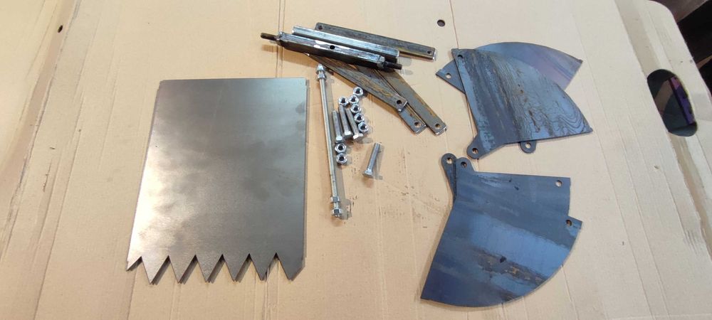 Ковш, міні-грейфер - набір для самостійної збірки, для чисти криниці.