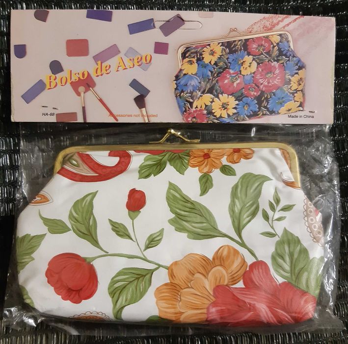 Bolsa pequena para guardar cosméticos