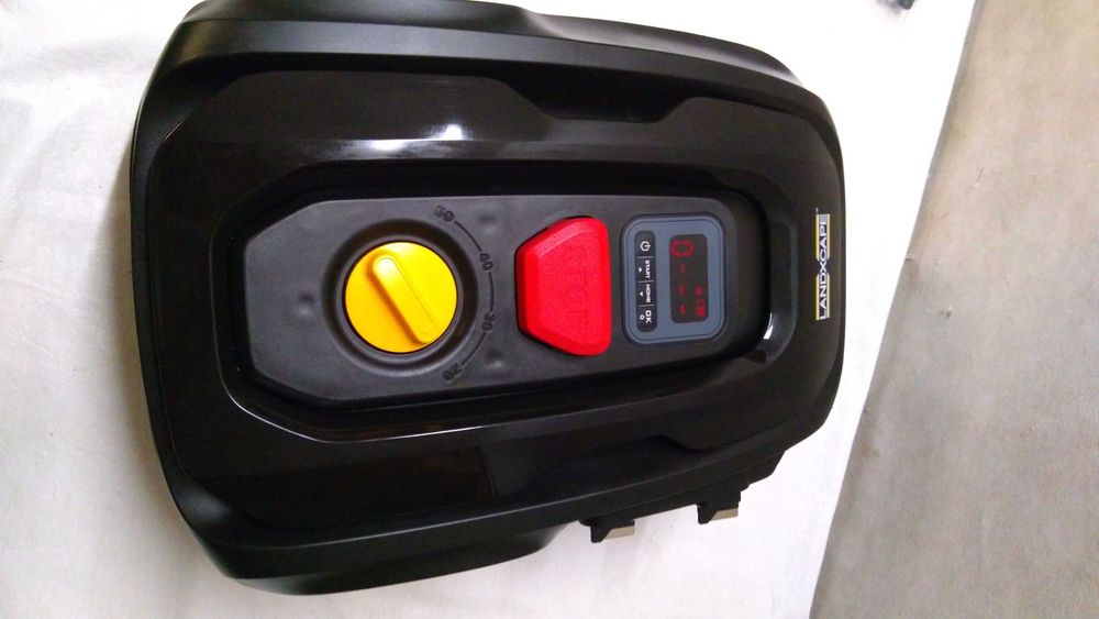 Robot koszący kosiarka automatyczna  Landxcape   F-348