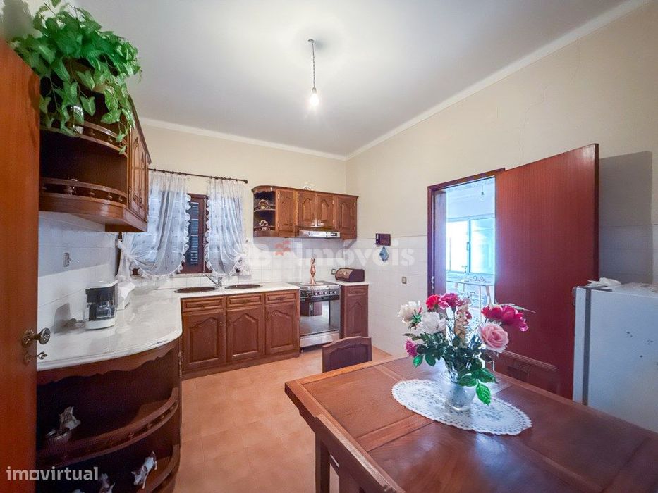 Moradia T2 c/ terreno - Galegos, Tomar