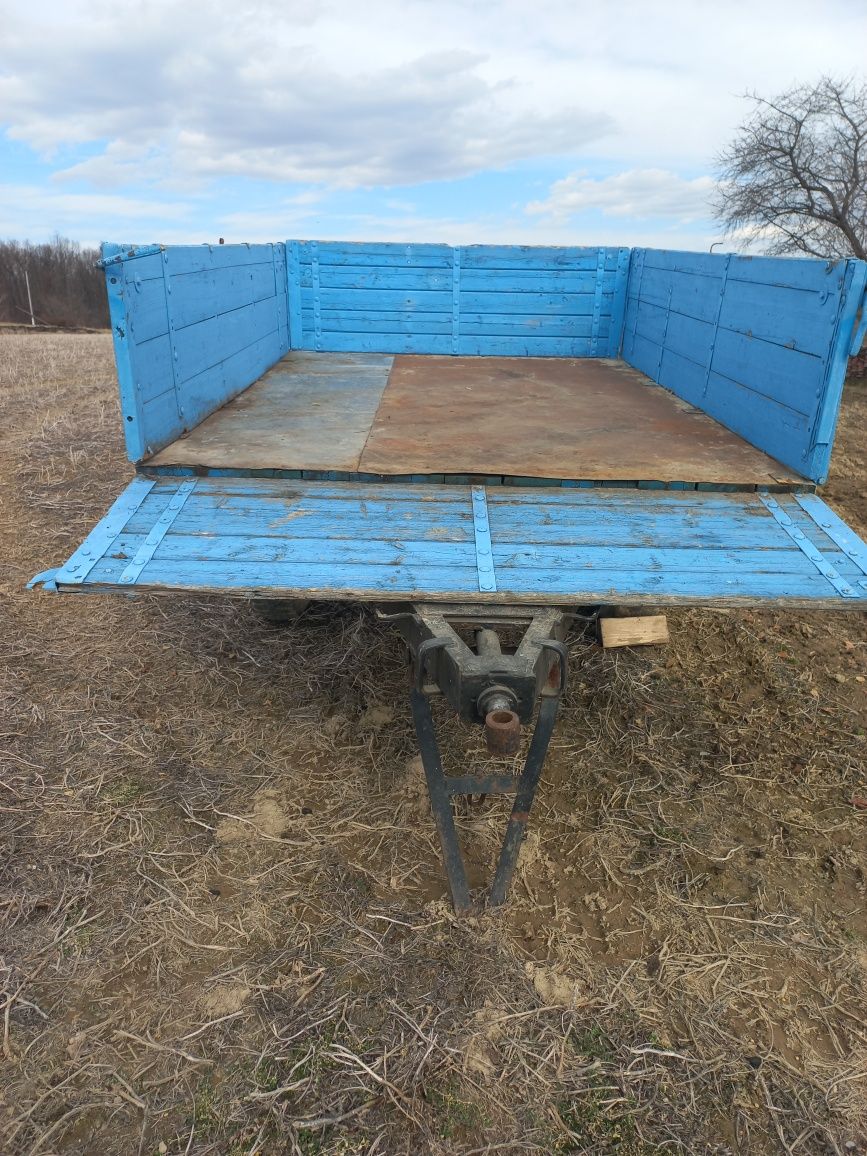 Продам прицеп у хорошому стані.