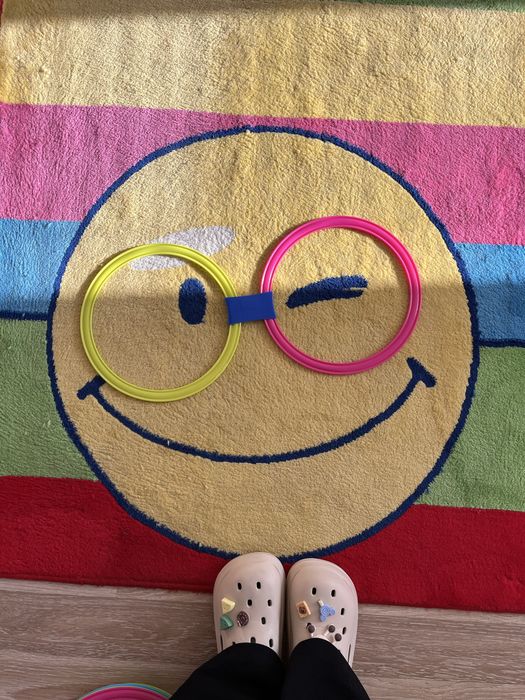 Логопед, логопедичний масаж.Запуск мовлення.