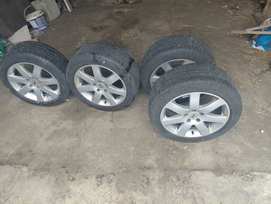 Opony zimowe z alufelgami  od Audi a6