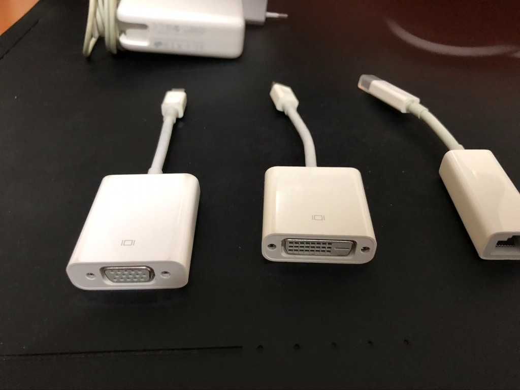 Apple adaptor Mini DisplayPort-VGA,  DisplayPort-HMDI