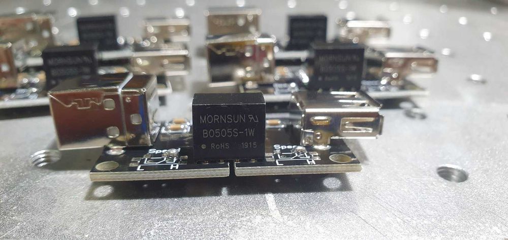 Изолятор USB, гальваническая развязка USB, для ЦАП ADUM4160