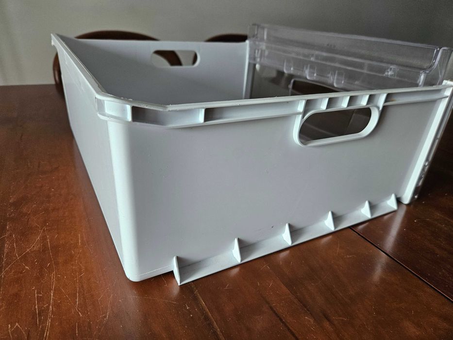 Gaveta de arca congeladora vertical Indesit