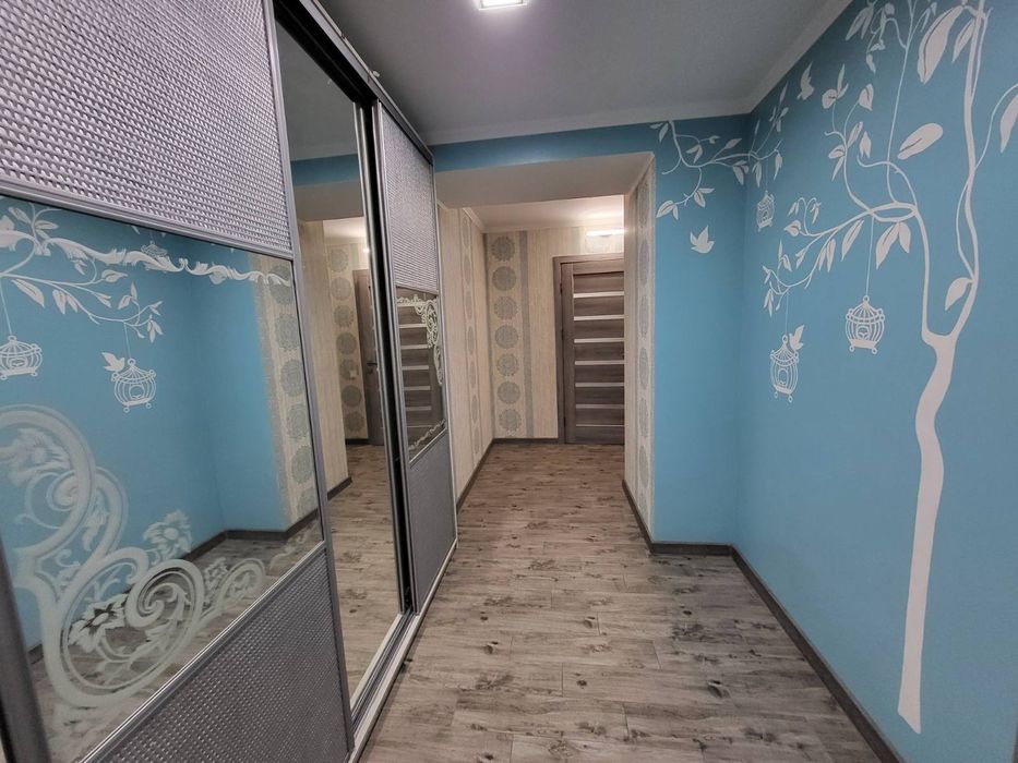 Продам 2 ком з АО, 4й поверх, Є Оселя, Меблі, техніка