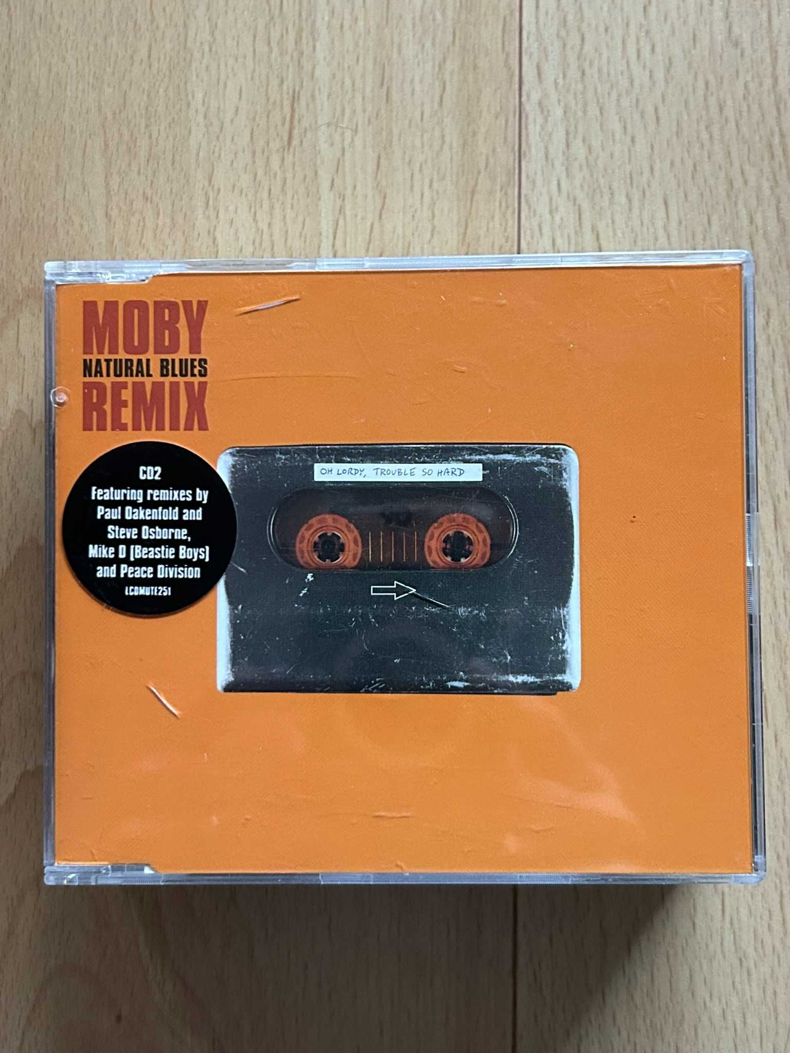 CDs vários Clash, Waterboys, Men At Work, Moby, Bush e mais