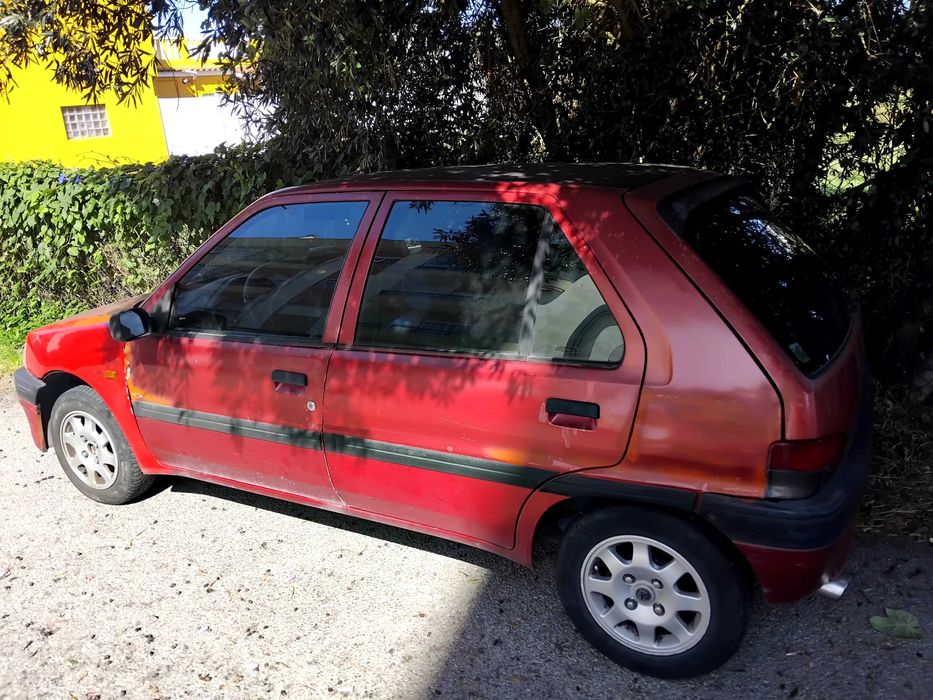 Peugeot 106 4 portas gasolina