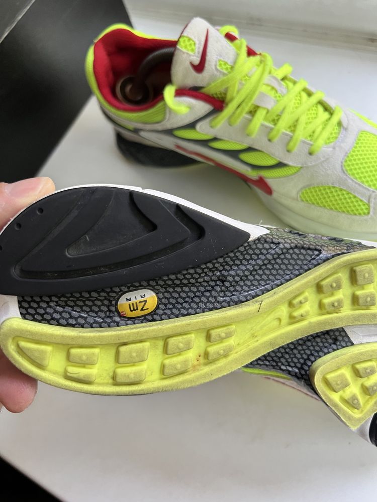 кроссовки сетка Nike Ghost Racer оригинал размер 43 27,5 см