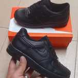 Sapatilhas Nike Air Force tamanho 39 c/caixa