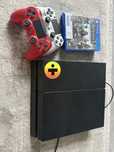 Ps 4 + dwa pady i gra