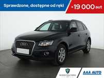 Audi Q5 2.0 TDI basis , Skóra, Klimatronic, Podgrzewane siedzienia