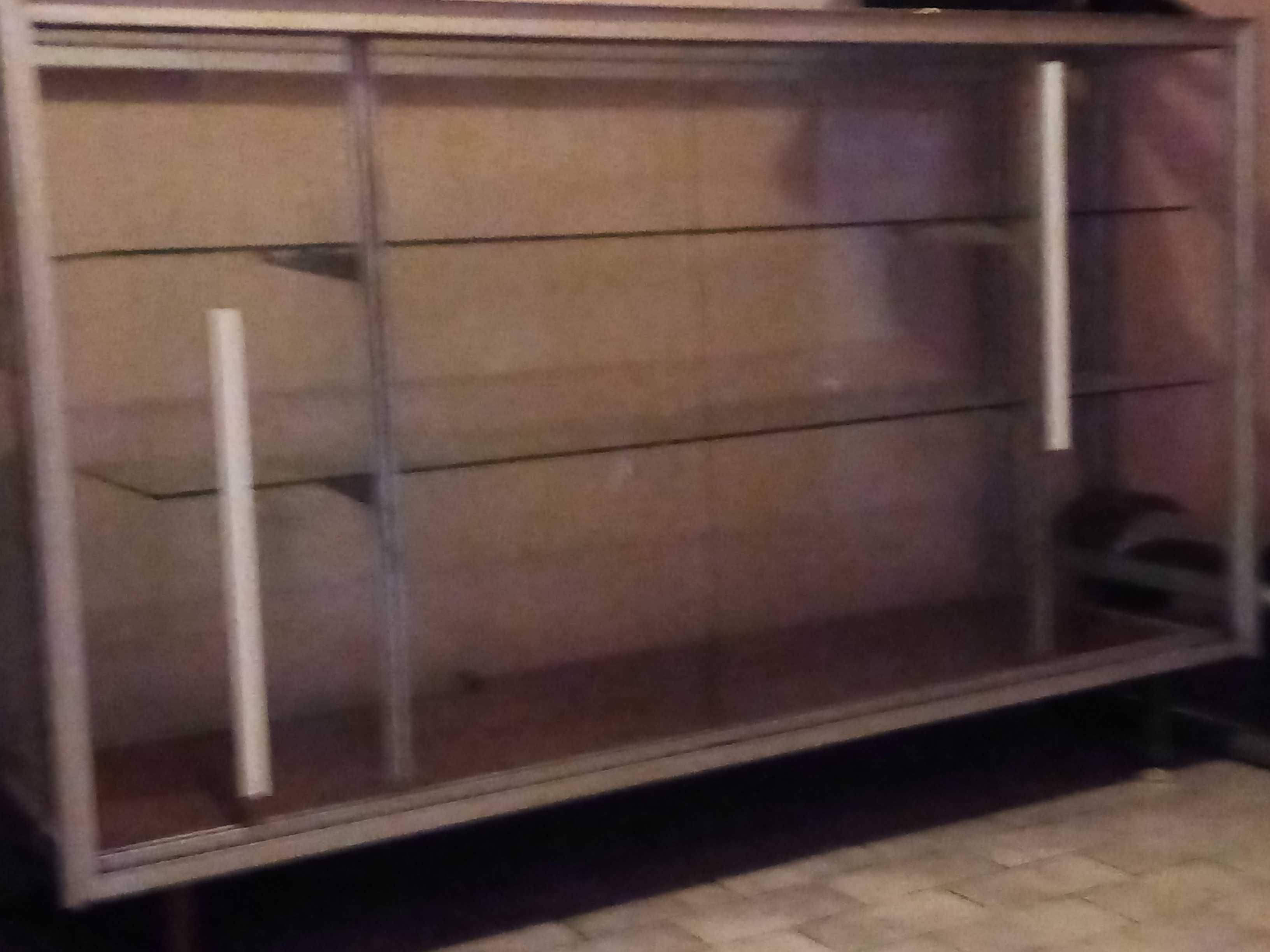 VITRINE em aluminio