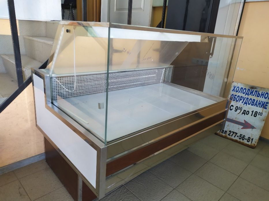 Холодильная витрина CAPRAIA CUBE (нержавейка 100 %)