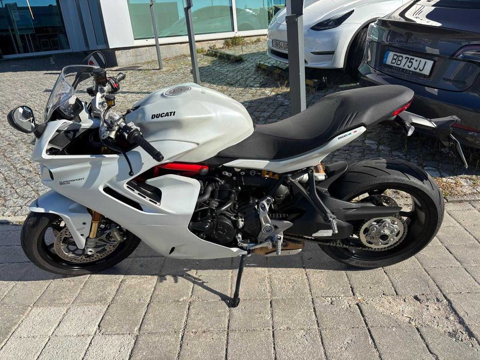 Ducati Supersport 950