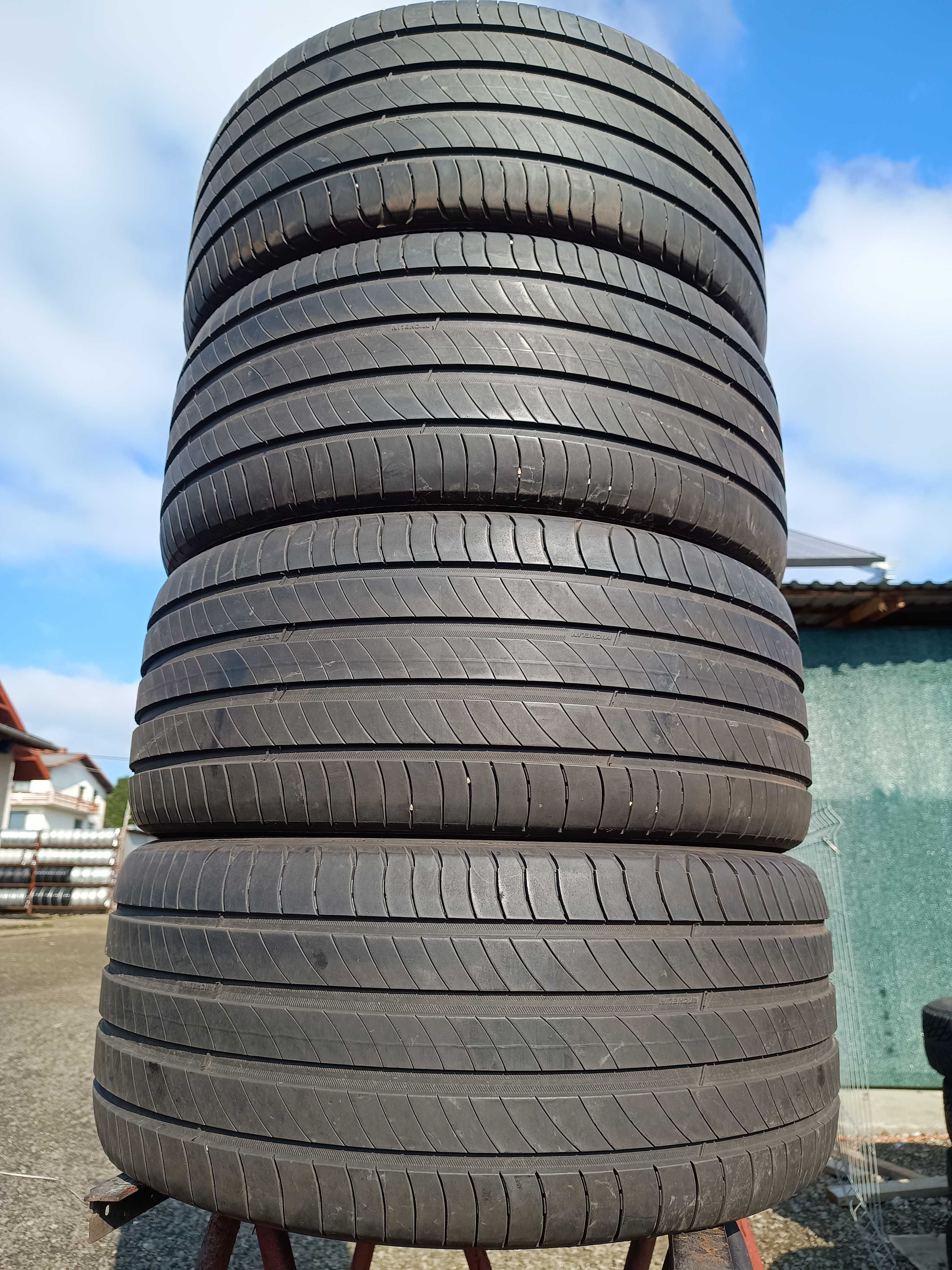 Opony letnie Michelin 255/40R19