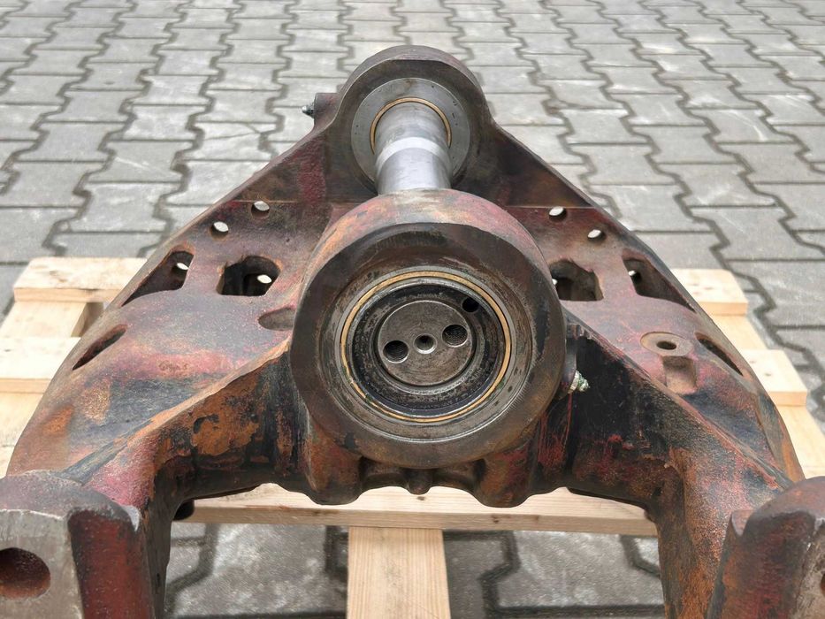Wspornik osi napędowej | URSUS/ZETOR | 914, 1614, 10145, 12145 itp.