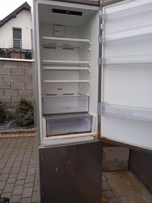 Продам холодильк