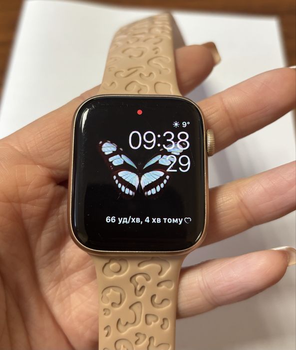 Apple Watch SE(модель А2352)